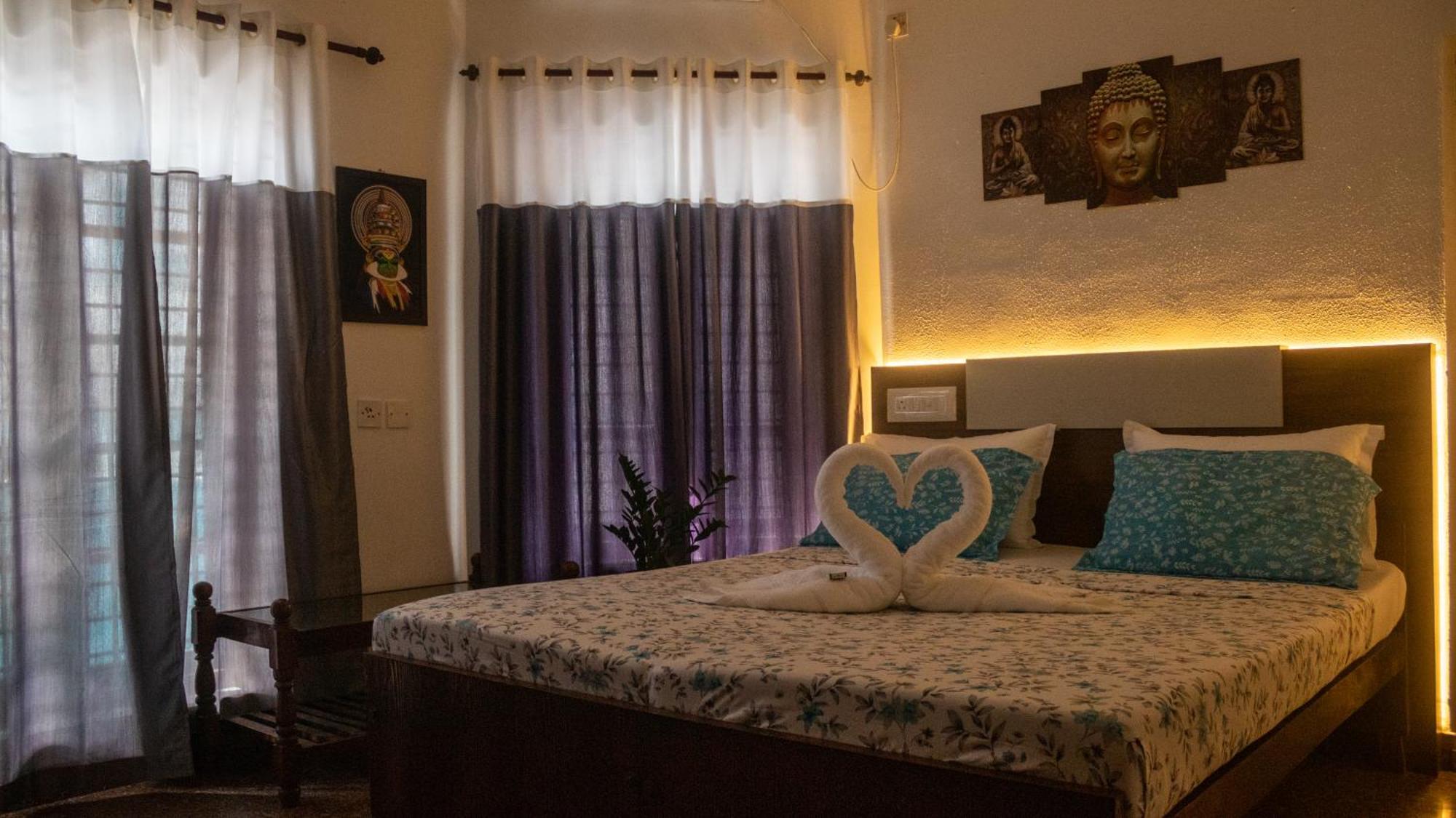 Surf N Sea Hotel Thiruvananthapuram Bilik gambar